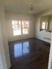 Bright corner townhouse unit Richmond hill - Photo 10