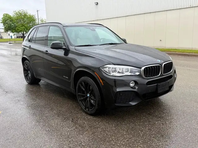2017 BMW X5 35i xDrive, M-Sport Pckg. 7-Seater Just Serviced