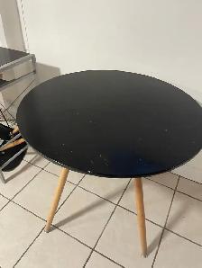 FREE LOVE SEAT (black Leather) & other items - Photo 2