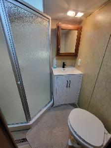 Immaculate 2012 Heartland Sundance XLT 28.5 BH fifth wheel - Photo 11