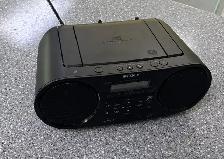 Sony ZS-RS60 BT/CD Boombox - Photo 3
