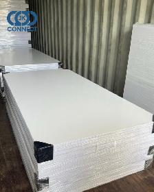 4' x 8' Coroplast Sheets | 4mm White | GTA Wholesale - Photo 5