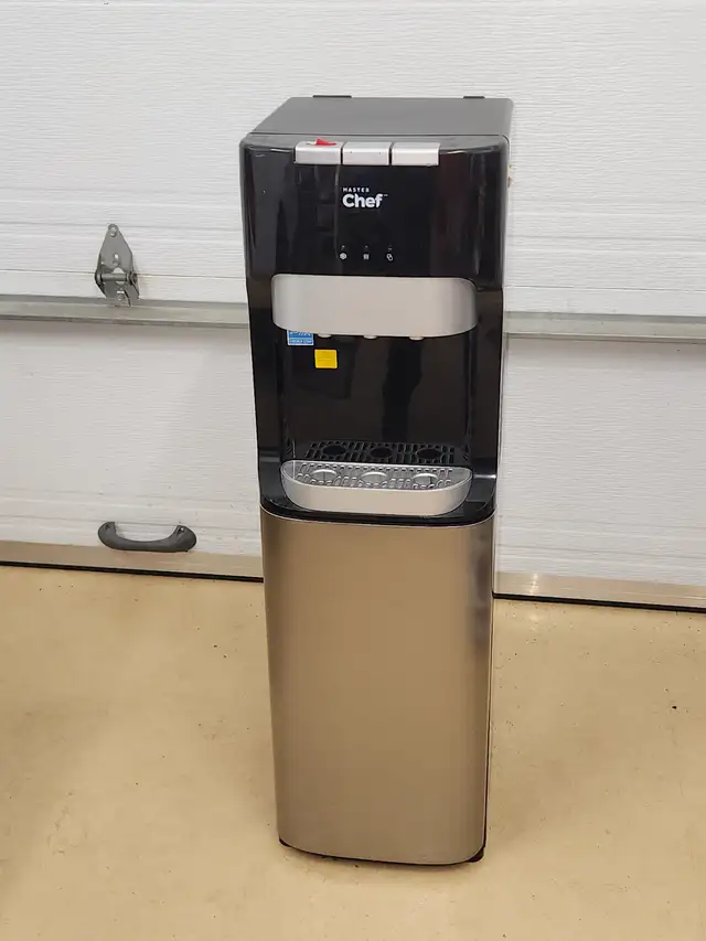 Distributeur d'eau à chargement inférieur Master Chef.