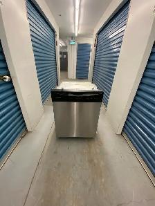 FRIDGDAIRE STAINLESS STEEL DISHWASHER