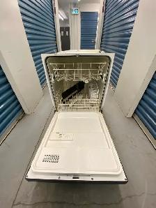 FRIDGDAIRE STAINLESS STEEL DISHWASHER - Photo 8