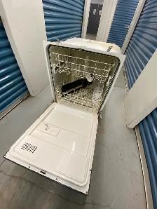 FRIDGDAIRE STAINLESS STEEL DISHWASHER - Photo 9