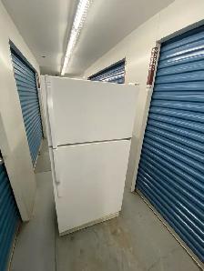 KENMORE WHITE TOP FREEZER REFRIGERATOR