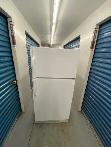 KENMORE WHITE TOP FREEZER REFRIGERATOR - Photo 3