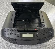 Sony CD/Radio and Cassette Recorder - Photo 2