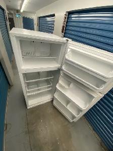 KENMORE SLIGHTLY USED REFRIGERATOR - Photo 7