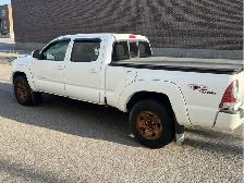 2013 Toyota Tacoma V6 4x4 - Photo 4