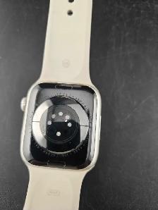 Apple Watch Series 45MM - Photo 2