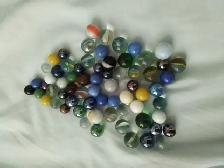 vintage LOT of 67 collectible 1960's MARBLES ($10 lot price)