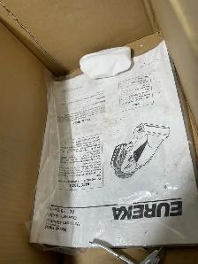 Eureka Work Zone Auto Vac - Photo 8