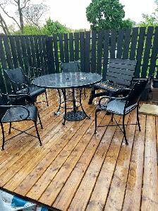 Annex 4 Bdrm c deck mins walk to Dupont subway - Photo 2