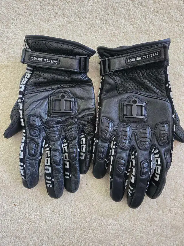 Motorcycle Gloves