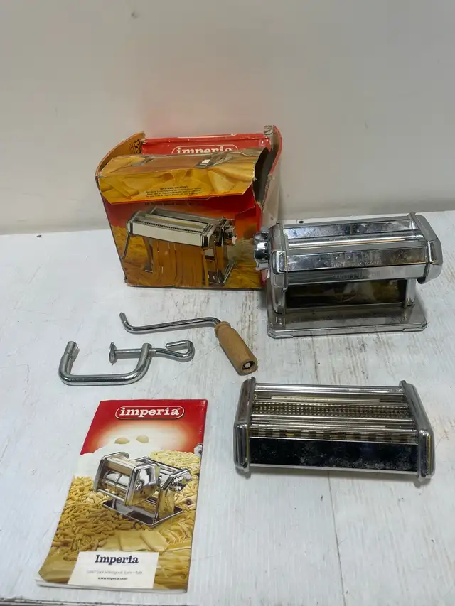 Imperia Pasta Machine