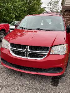 Dodge Gran Caravan 2013 - Photo 2