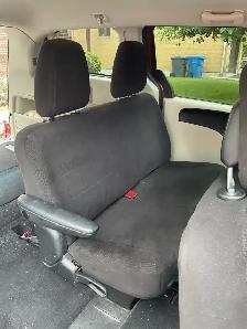Dodge Gran Caravan 2013 - Photo 8