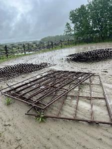 custom steel fencing