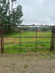 custom steel fencing - Photo 7