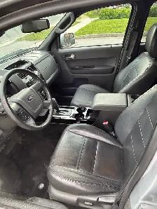 2011 Ford Escape 3.0L V6 - Photo 5