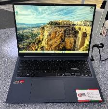 Asus VIVOBOOK M16 Laptop