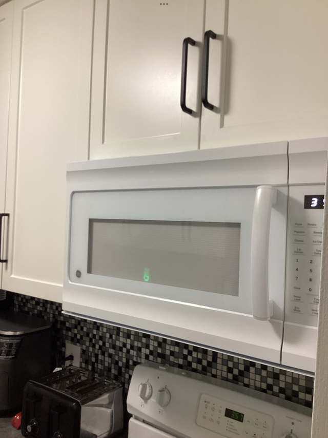 2 Bedroom Apt,,Bridgewater
