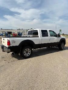 2016 Ford F-350 King Ranch - Photo 4