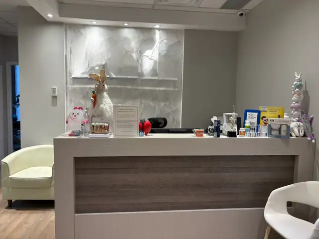 PROFESSIONAL ADULT TEETH CLEANING – $150