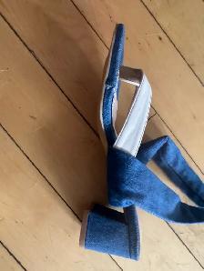 Sandales à talons neuves en denim – Jamais portées ! - Photo 4