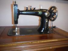 Antique Sewing Machine - Photo 2