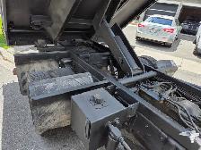 2013 GMC Sierra 3500HD 6.6L DURAMAX DIESEL-9' DUMP BOX-1 OWNER-C - Photo 9