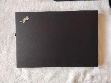 Lenovo ThinkPad T490 - Photo 2