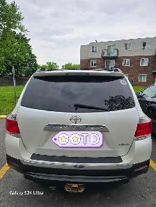 2012 Toyota Highlander Limited AWD | 7-Seater | Leather - Photo 2