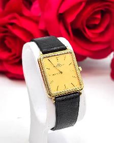 Baume & Mercier 14KT Gold Sapphire Crystal 19.20g Watch $3500