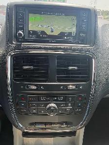 2016 Dodge Grand Caravan Crew SAFETIED - Photo 9