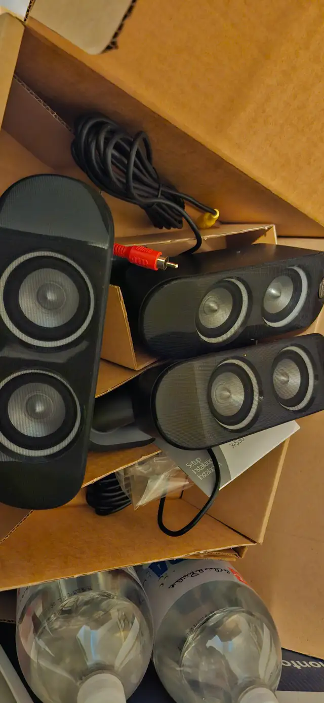 Brand NEW Logitech computer speakers for sale!