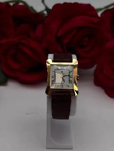 Universal Genève 14K Yellow Gold Roman Dial 25.30g Quartz Watch - Photo 3
