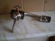ELEGANT WEISER ENTRANCE DOOR LATCH SET-NO DEADBOLT $25 - Photo 2
