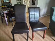 4 Chairs - 2 of each