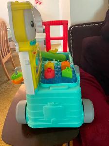 Fisher Price Alphabet Activity Push Cart. - Photo 8