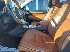 2012 Jeep Grand Cherokee Overland – Fully Loaded & Well Maintain - Photo 4