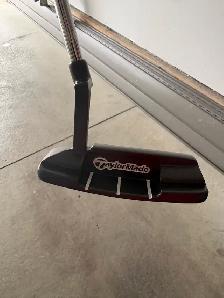 New Taylormade White Smoke 35’ Putter