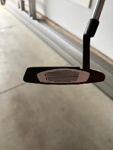 New Taylormade White Smoke 35’ Putter - Photo 2
