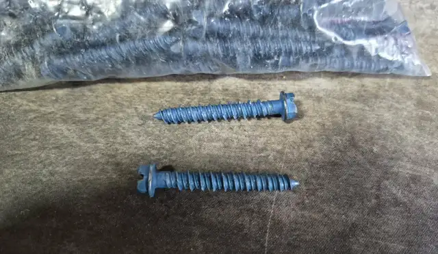1/4' x 1-3/4' HEX CONCRETE SCREWS (TAPCON STYLE) – 106 PCS – $20