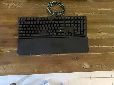 Wooting Two HE Keyboard w Wrist Rest and Original Packaging