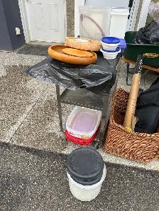 kitchen stuff  tupperware
