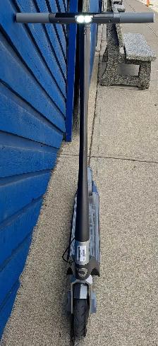 Unagi E500 Electric Scooter (32096062) - Photo 3