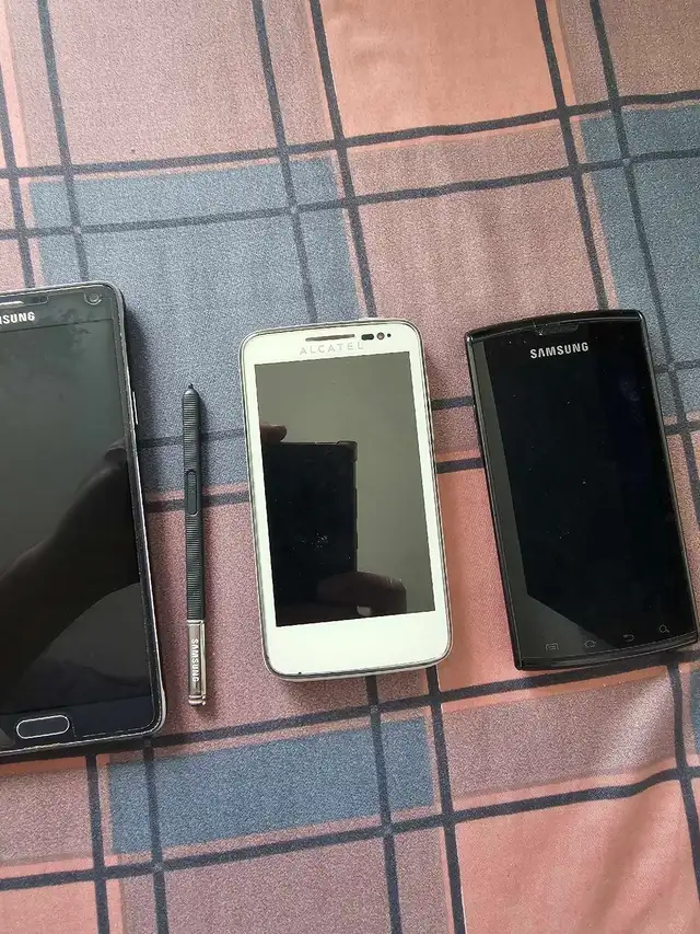 3 smartphone for $40